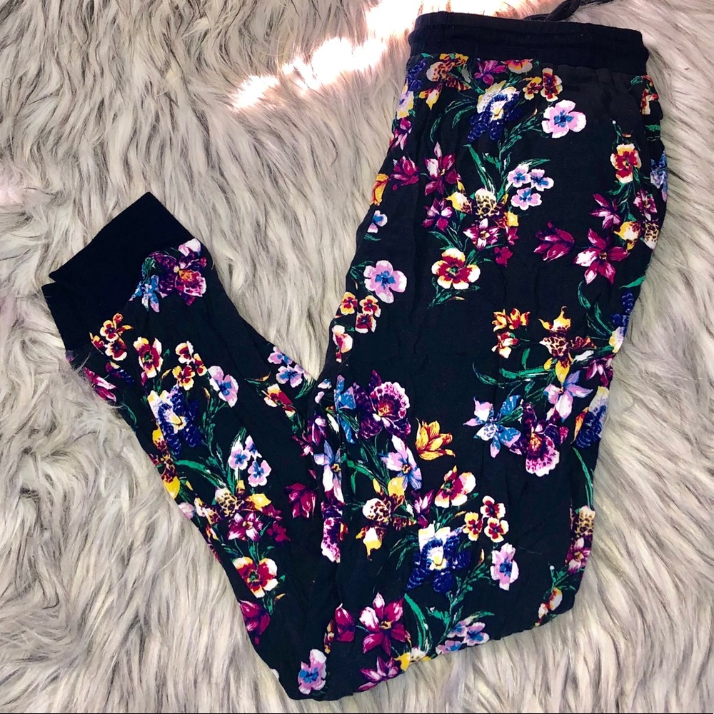 floral joggers small with drawstring